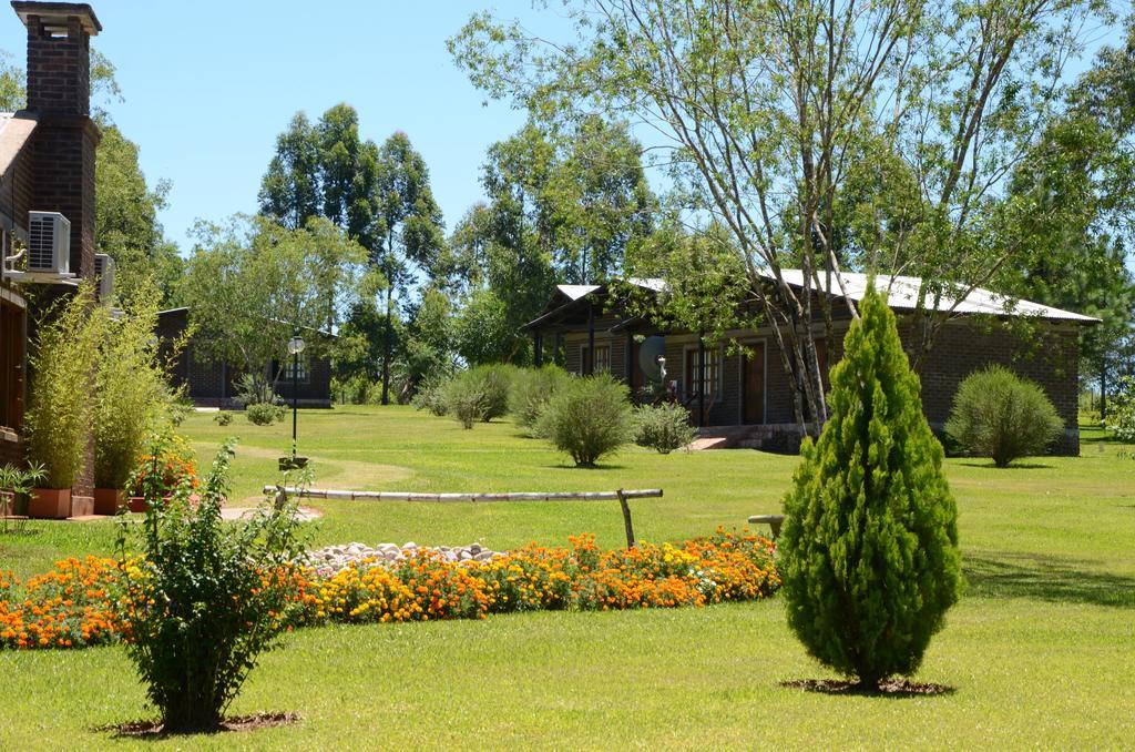 Hotel Las Azaleas Jardín América Екстериор снимка