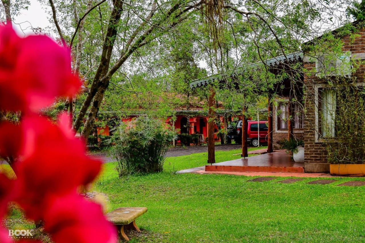 Hotel Las Azaleas Jardín América Екстериор снимка